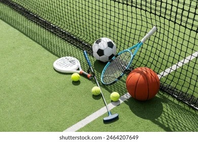 篮球篮网结束连败，全队积极庆祝